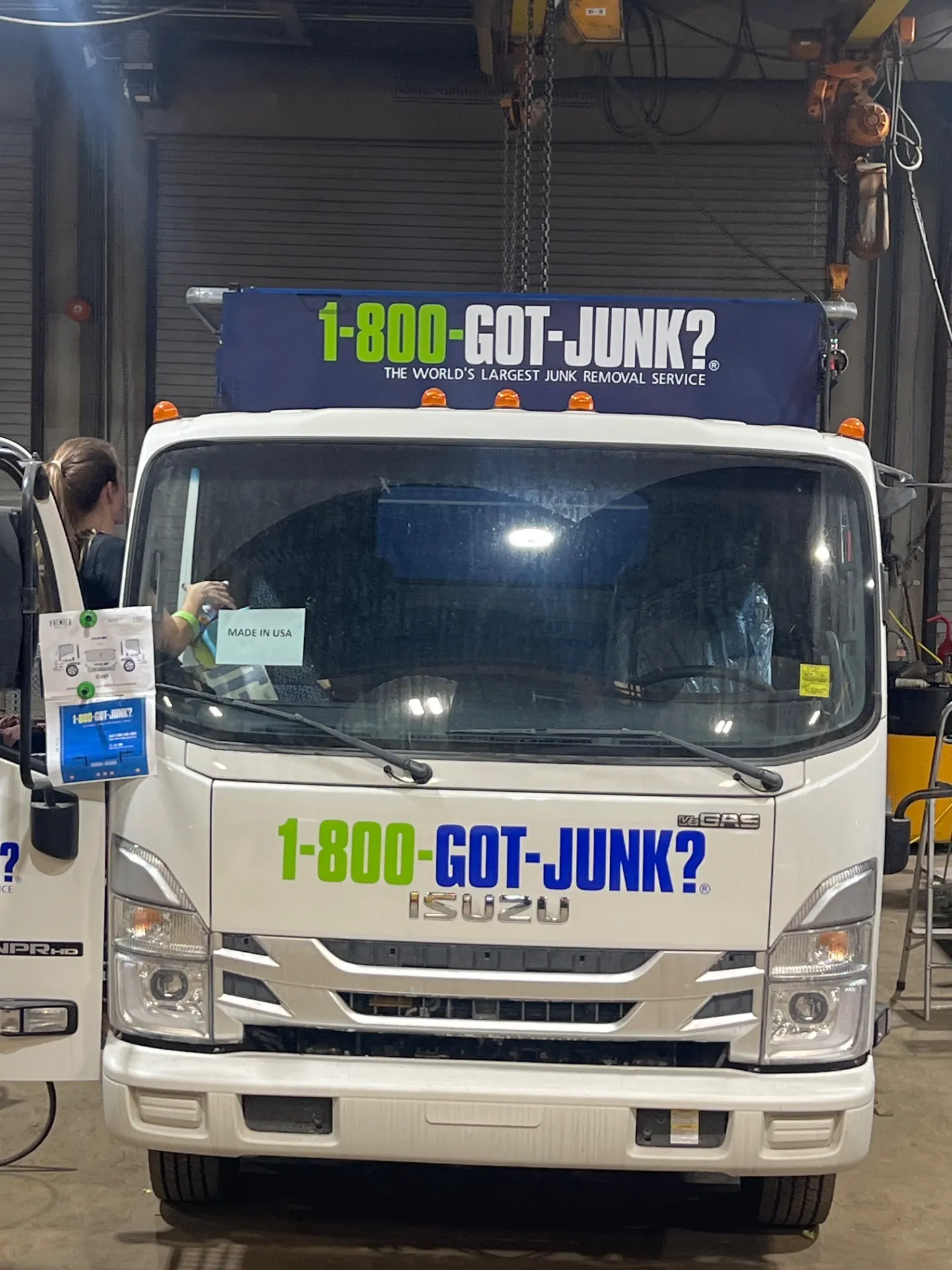1-800-GOT-JUNK Isuzu NPR