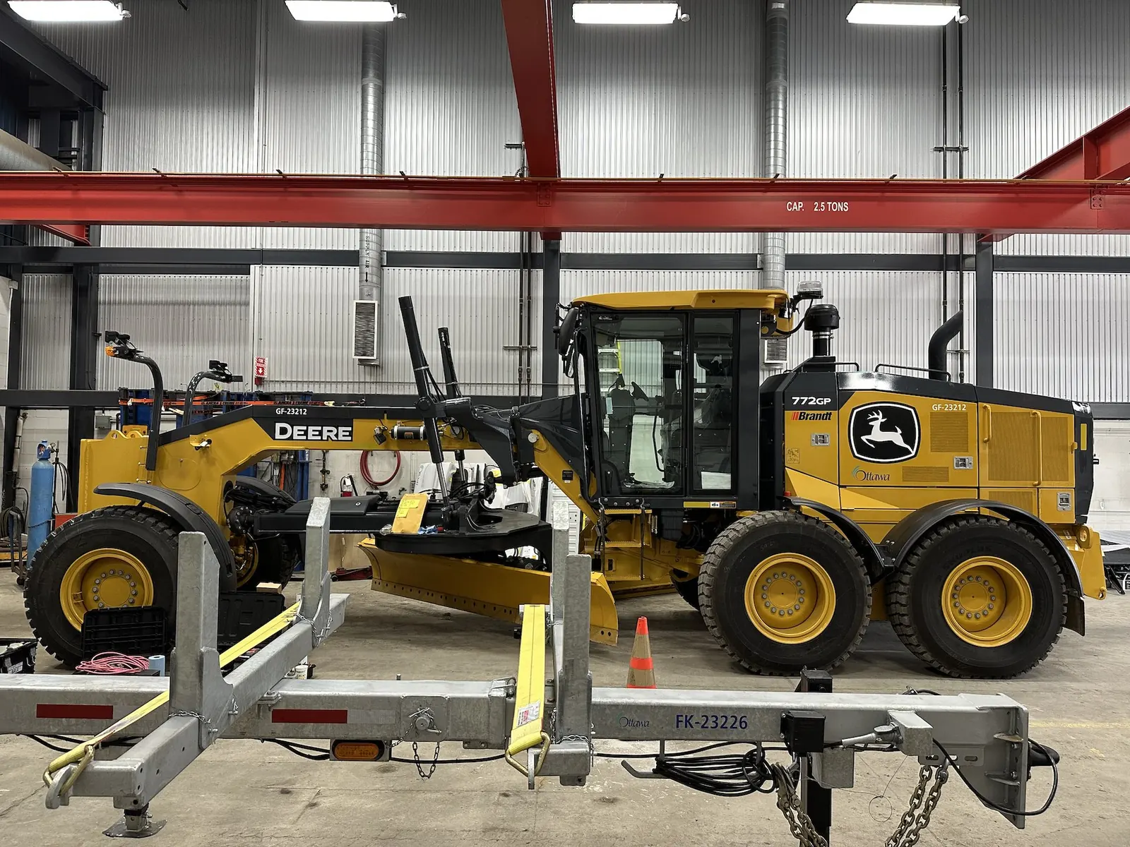 City of Ottawa John Deere Grader