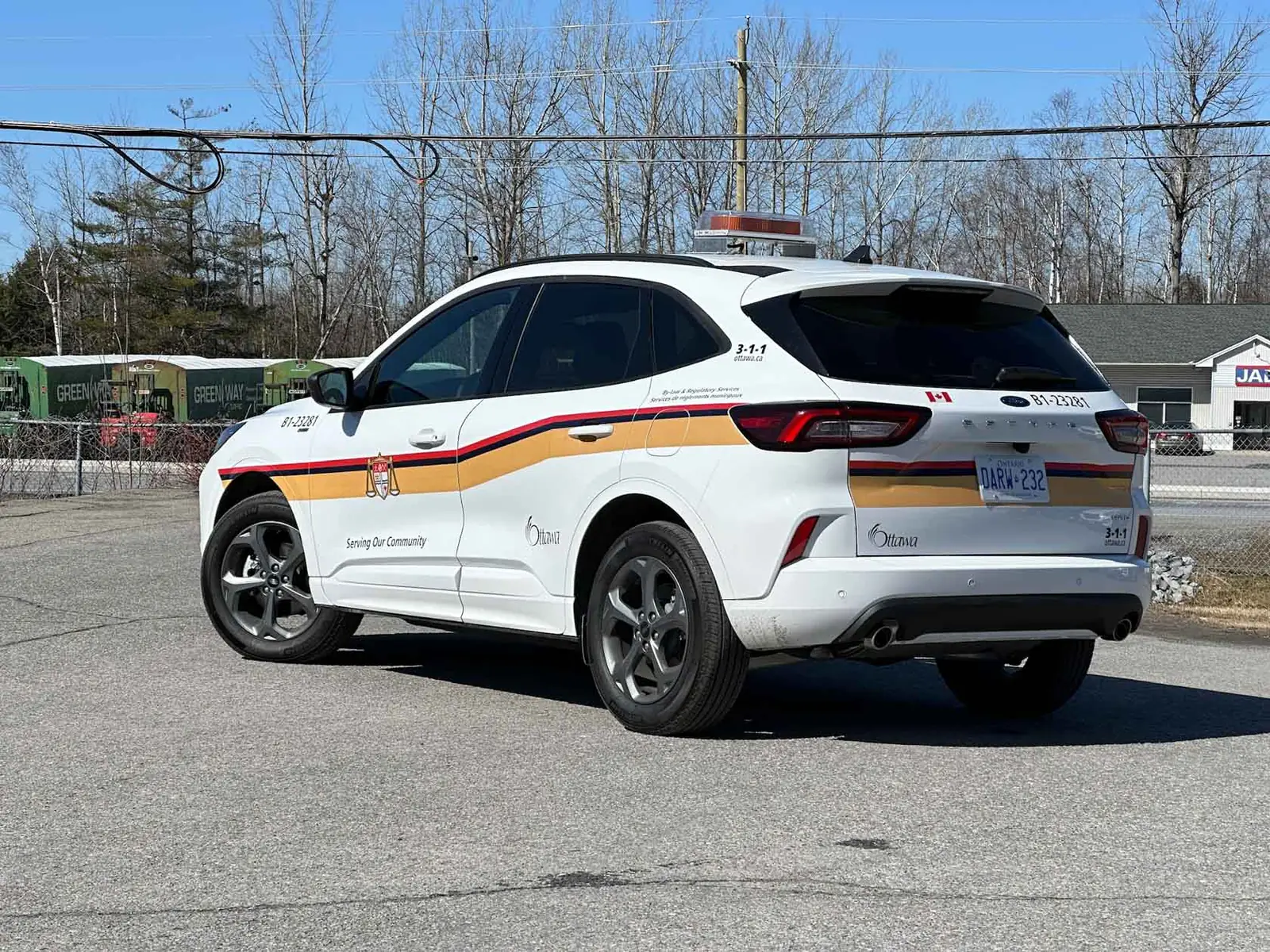 Ottawa By-Law Services SUV