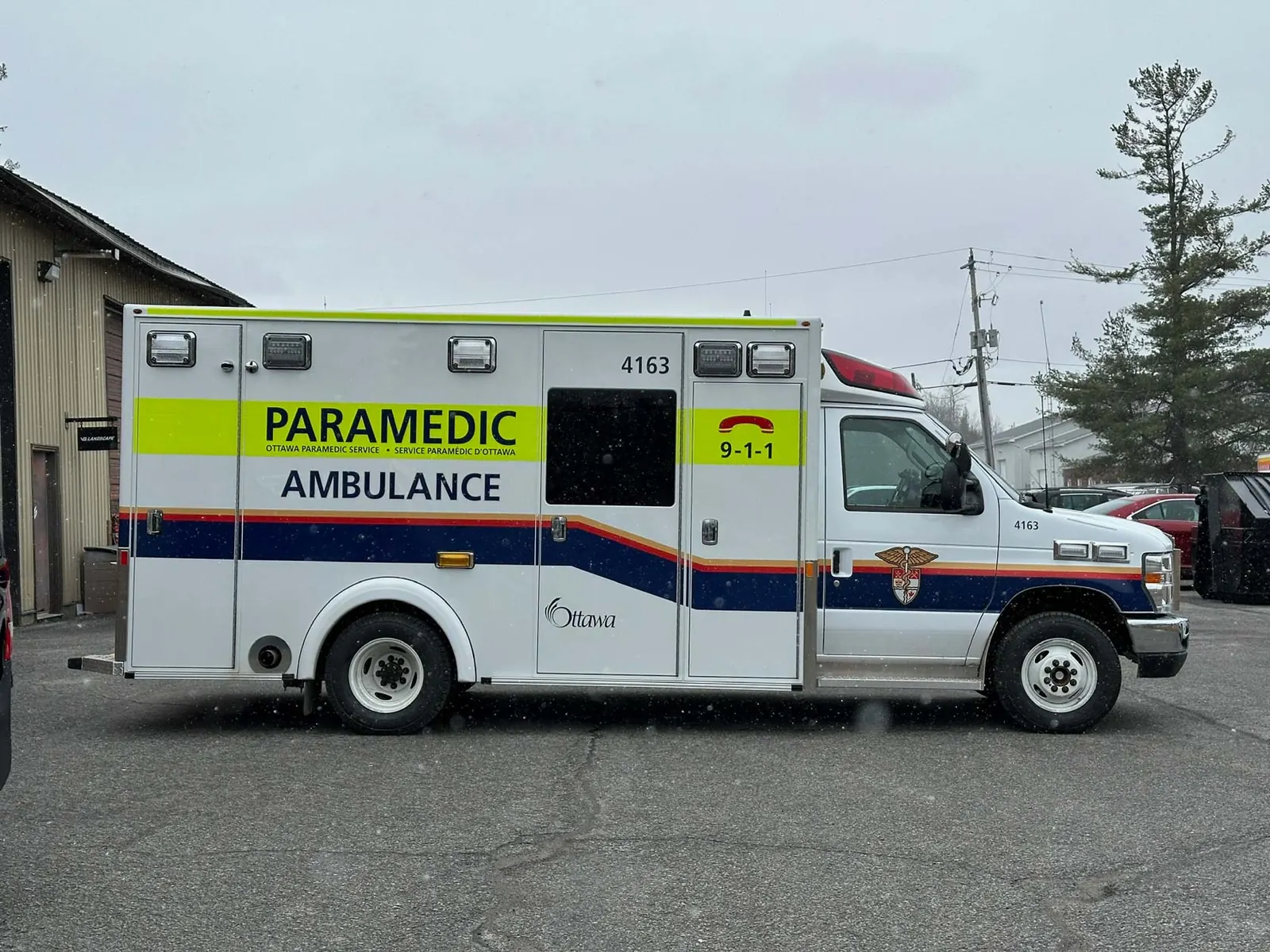 Ottawa Paramedic Service Ambulance 4163