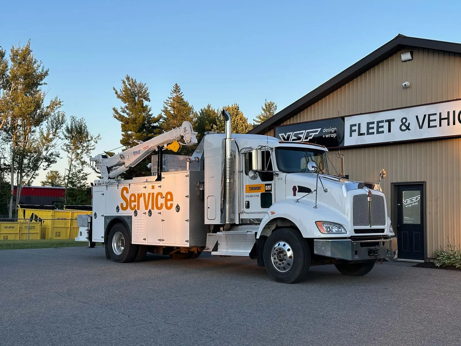 Toromont CAT Service Truck