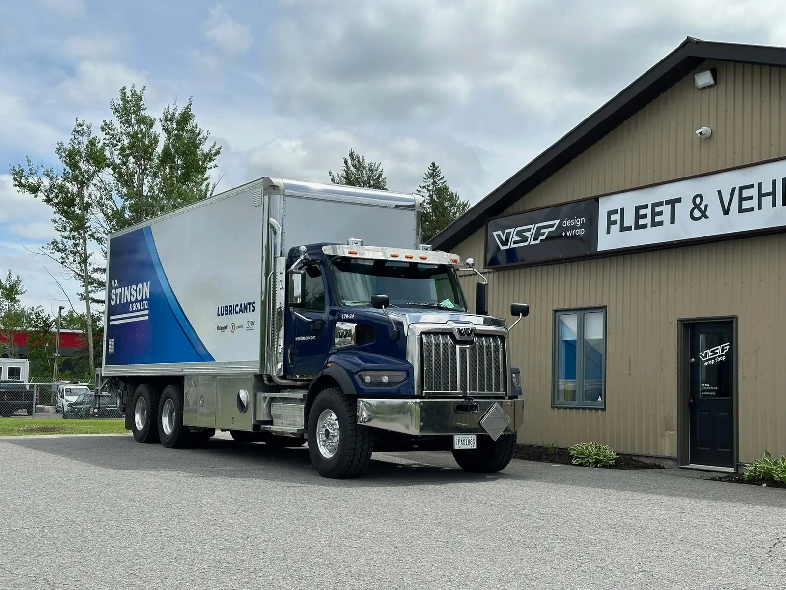 WO Stinson Box Truck 129-24