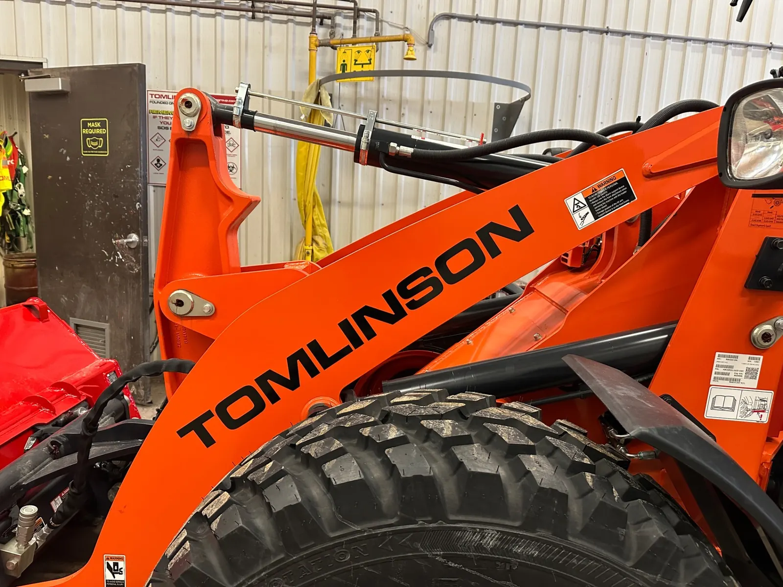Tomlinson Mini Loader